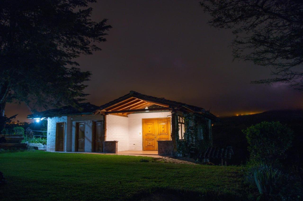 Hosteria Cananvalle Ibarra Buitenkant foto