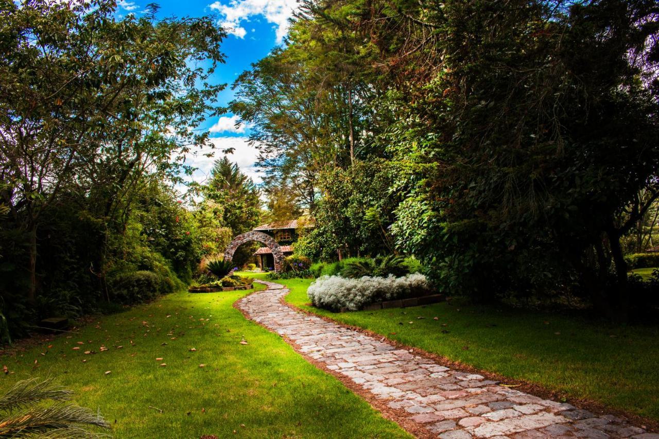 Hosteria Cananvalle Ibarra Buitenkant foto